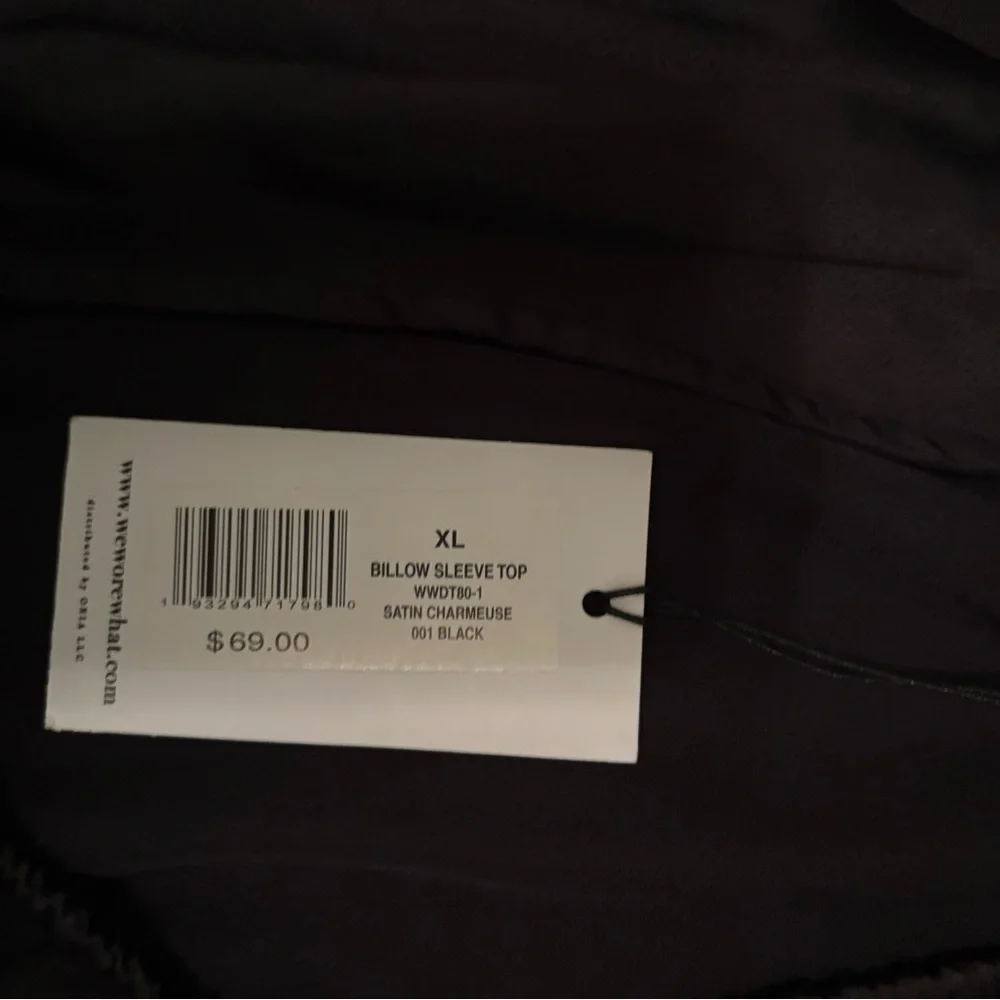 WeWoreWhat Black Balloon Sleeve Blouse - Picture 5 of 6